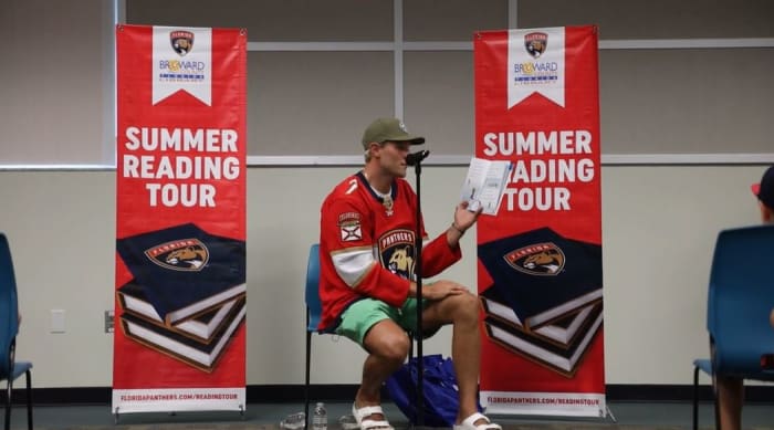 Florida Panthers host 'Touch Tour' for blind, visually impaired