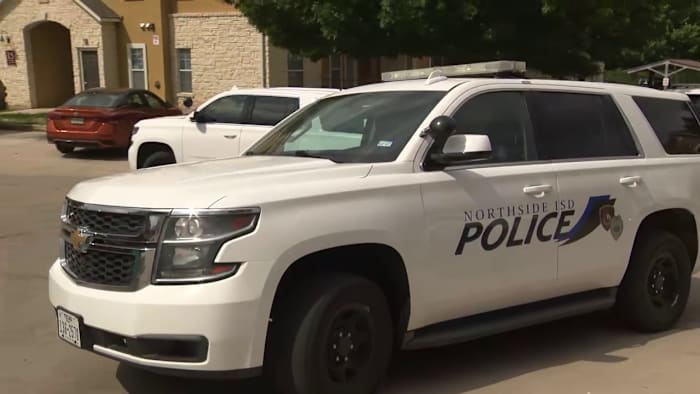 <a href="https://www.ksat.com/news/local/2026/05/20/bexar-county-constable-tases-marshall-high-school-student-accused-of-vandalizing-vehicle-nisd-says/" target="_blank">Bexar County constable tases Marshall High School student accused of vandalizing vehicle, NISD says</a>