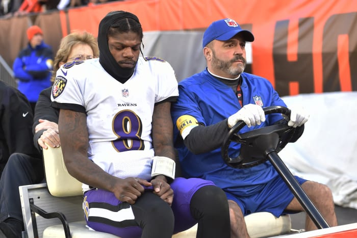 Ravens' Jackson inactive against Bears because of illness