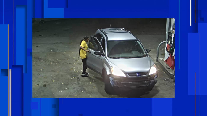 Police searching for suspect who stole Honda CR-V from Detroit gas station