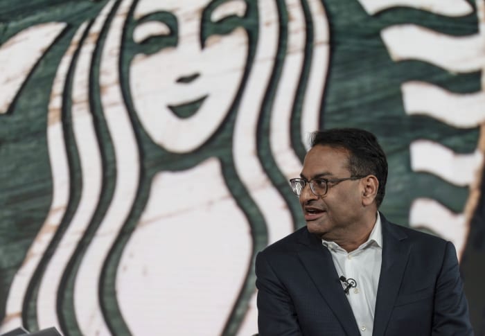 Howard Schultz returns to Starbucks as interim CEO