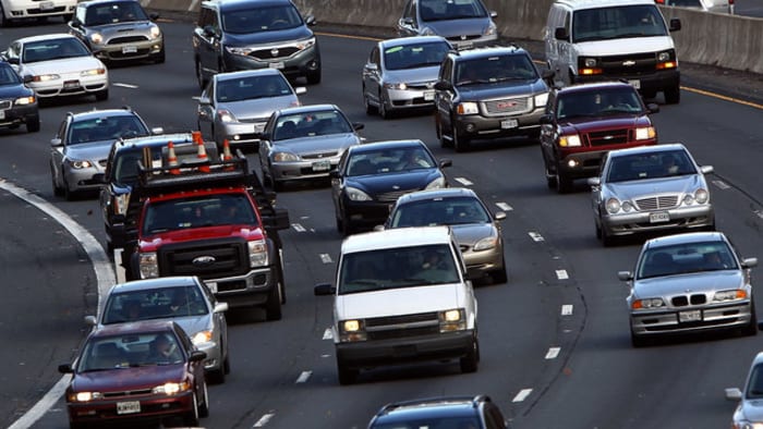 VDOT to lift most lane closures, suspend highway work zones to ease Easter holiday travel