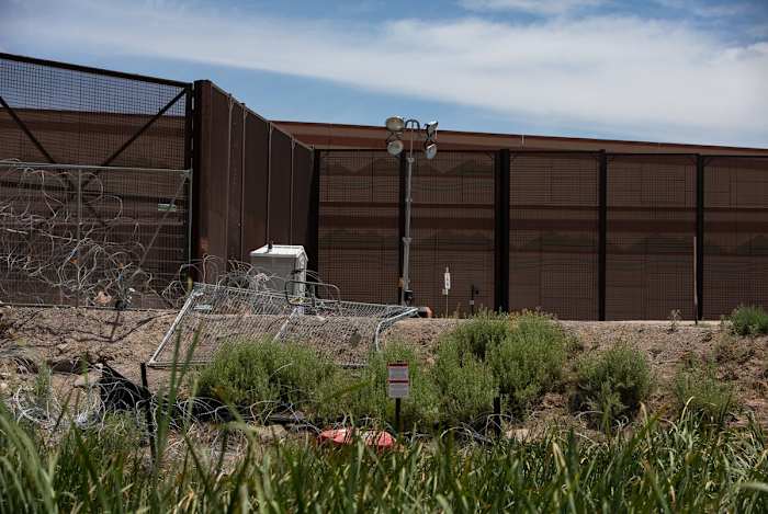 First trial of immigrant accused of trespassing on Texas border military zone ends in acquittal