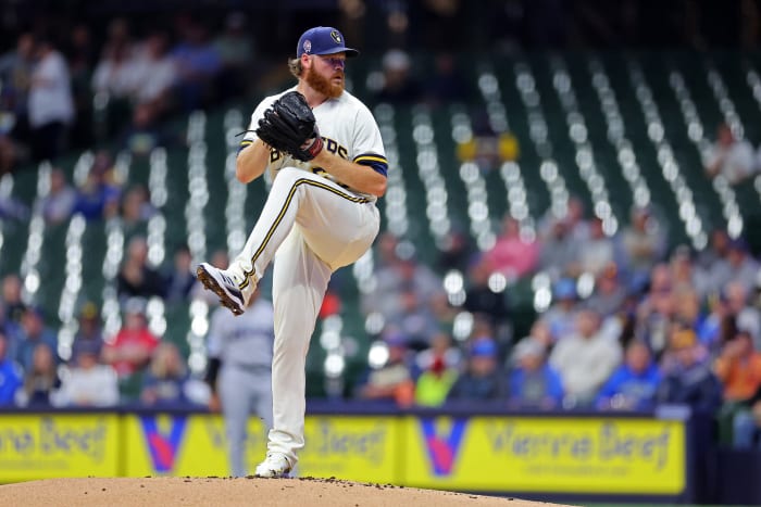 Burnes takes perfect game into the sixth, Yelich homers as Brewers