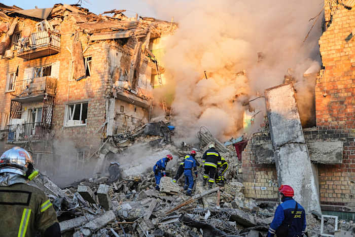 Outraged over Russian strike on Kyiv, European defense leaders pledge pressure to end the war