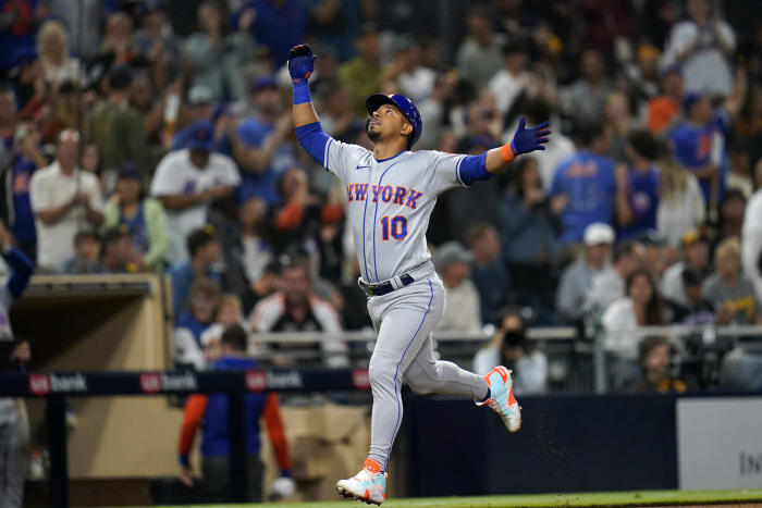 Escobar homers again, Carrasco pitches Mets past Rangers 4-1