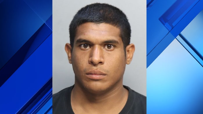 Police: Miami-Dade man masturbates in front of woman before attacking her