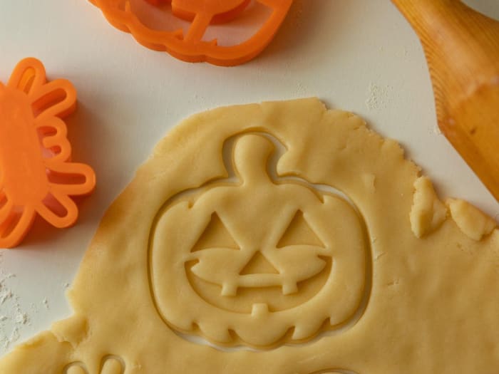 🎃33 spooky dessert recipes for this Halloween