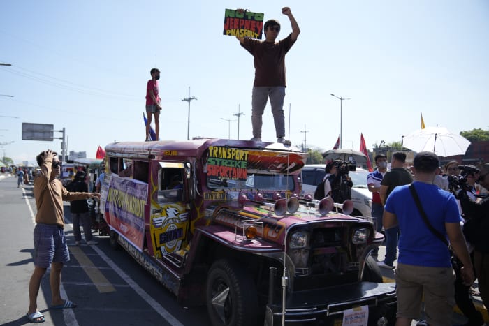 Drivers stage strike over plan vs aging Philippine jeepneys