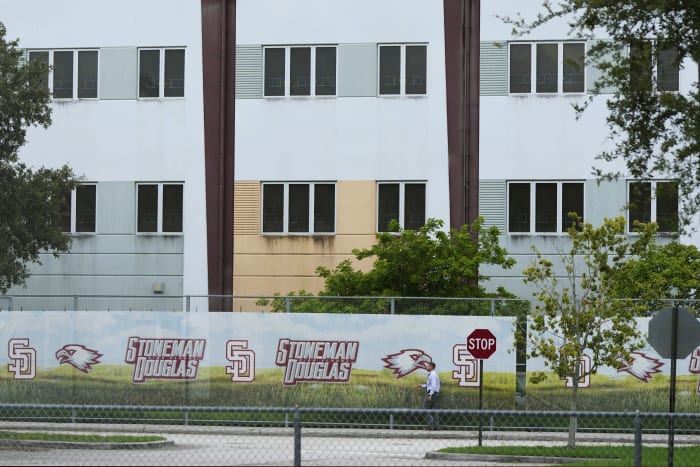 Your Florida Daily: Lawmakers walk through scene of Parkland massacre, cost of calling 911 may increase in Lake County