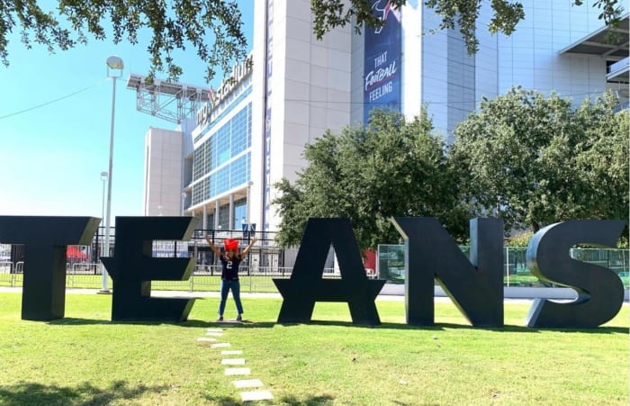 KPRC 2 Investigates: NRG's roof that rarely opens