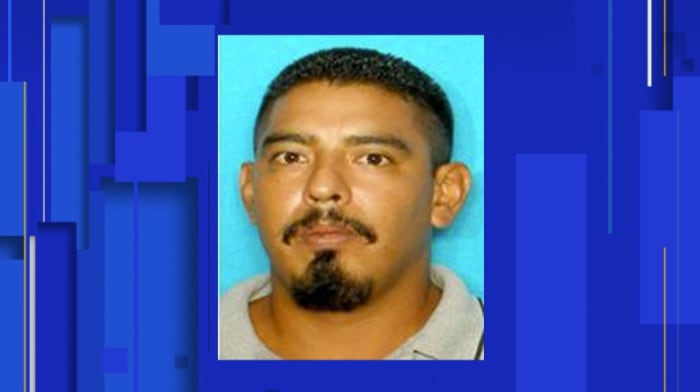 <a href="https://www.ksat.com/news/local/2023/07/26/sapd-crime-stoppers-searching-for-shooters-who-killed-man-outside-home-in-2017/" target="_blank">SAPD, Crime Stoppers searching for shooters who killed man outside home in 2017</a>