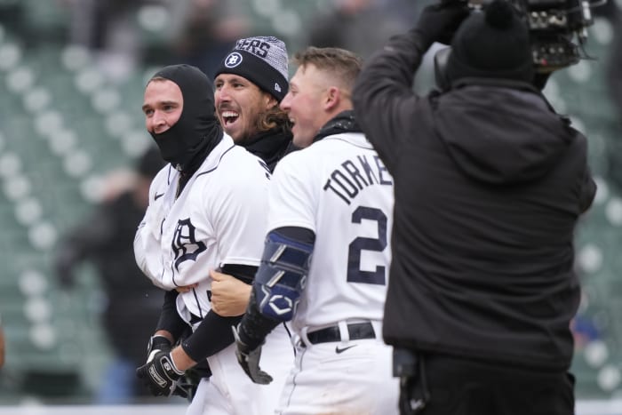 Detroit Tigers: Watch Nick Maton hit walk-off home run vs. Pirates