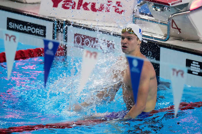 Léon Marchand Breaks 200m IM World Record at Swimming Worlds