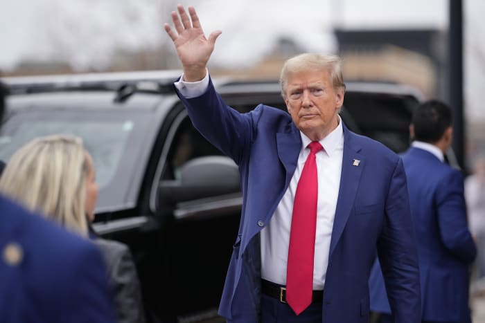 Trump's defense at civil fraud trial zooms in on Mar-a-Lago, with broker calling it 'breathtaking'