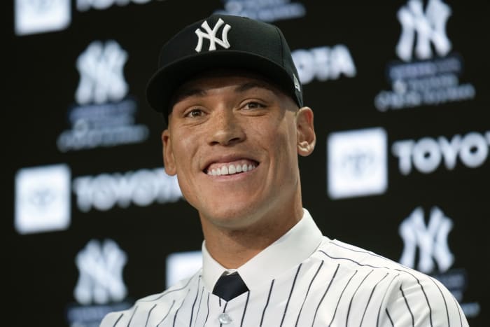 Aaron Judge Thankful Yankees Protecting Privacy By Keeping Name Off Back Of  Jersey : r/baseball