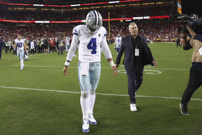 Cowboys keep NFC East title hopes alive by beating banged-up