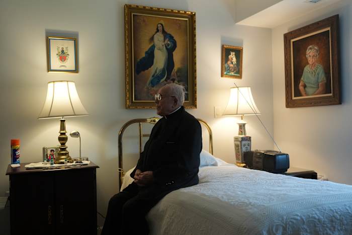 At 100, this globetrotting Catholic priest still bakes pies, enjoys opera and performs daily Mass At 100, this globetrotting Catholic priest still bakes pies, enjoys opera and performs daily Mass