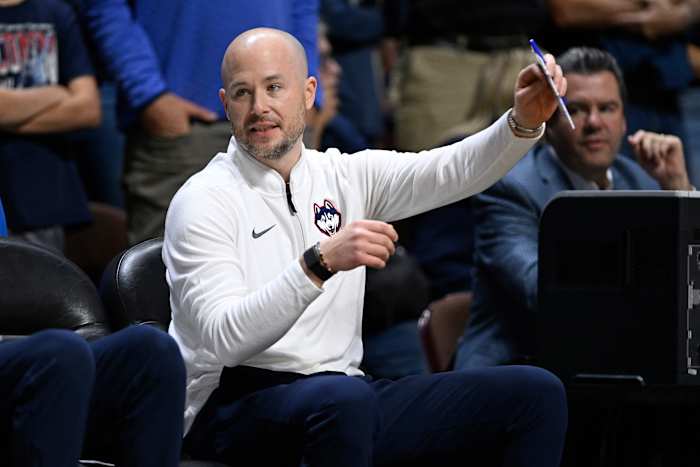 Boston College hires UConn assistant Luke Murray, son of actor Bill Murray, as basketball coach