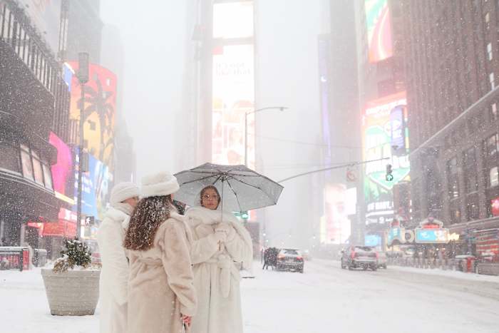 Massive winter storm grips much of the U.S., leaving widespread ice damage, outages and travel disruptions