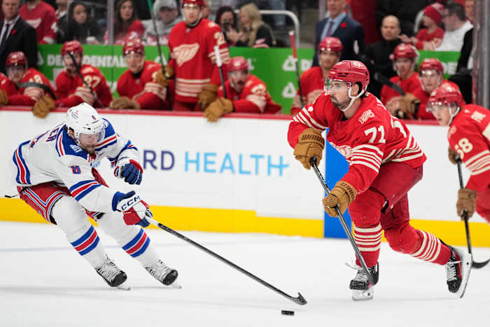 Detroit Red Wings fall 4-1 to Rangers as Todd McLellan cites