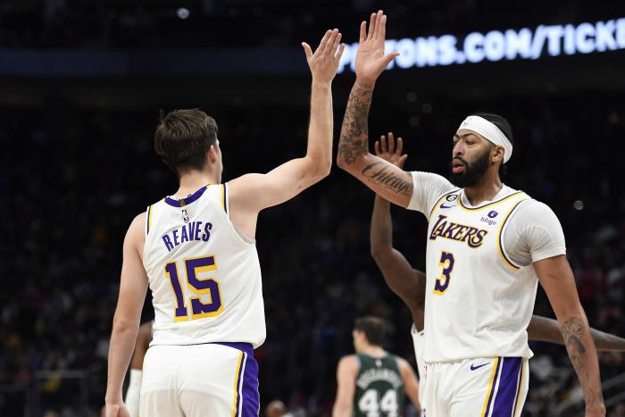 Markkanen leads surprising Jazz past Lakers, 130-116