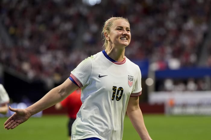 SheBelieves CupでLindsey Horanのペナルティキックで、アメリカは2-1で日本に勝った。