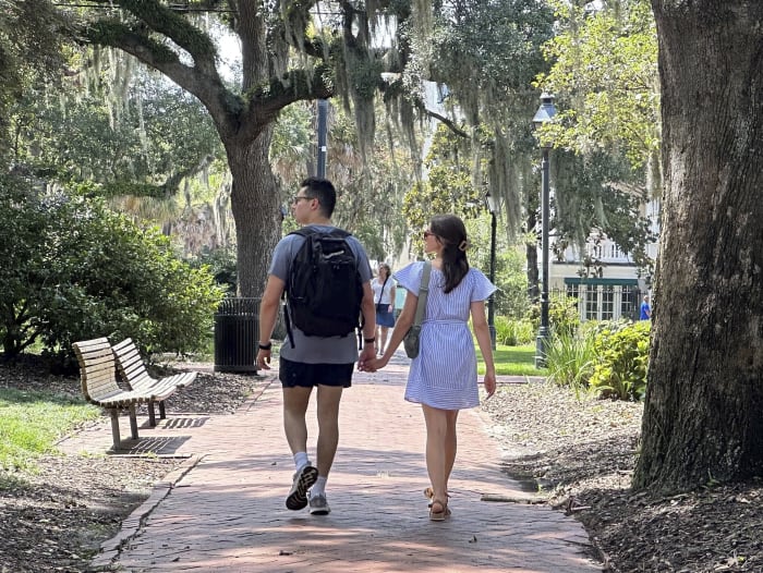 Savannah considers Black people and women for city square to replace name of slavery advocate Savannah considers Black people and women for city square to replace name of slavery advocate