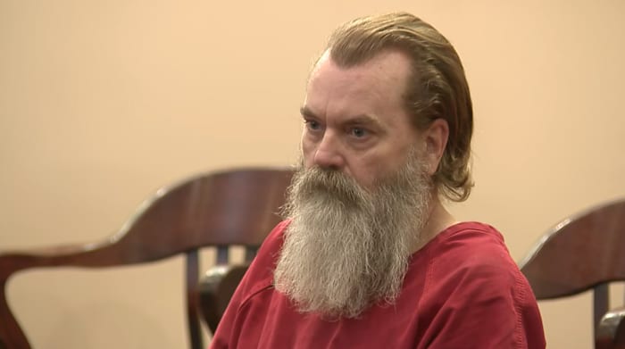 Man accused of brutally attacking ex-wife, 2 daughters expected back in court
