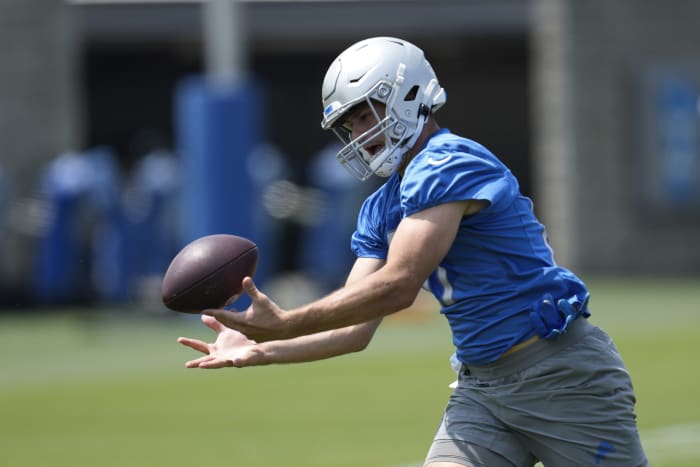 Detroit Lions rookie WR Jameson Williams gets Matthew Stafford's permission  to wear No. 9 jersey