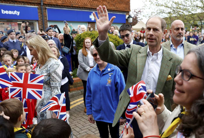 'Big lunch' follows big coronation celebrating King Charles
