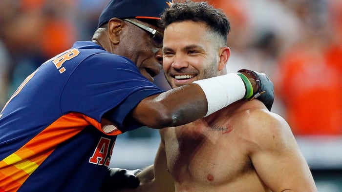 José Altuve goes shirtless, shuns doubters after walk-off HR caps