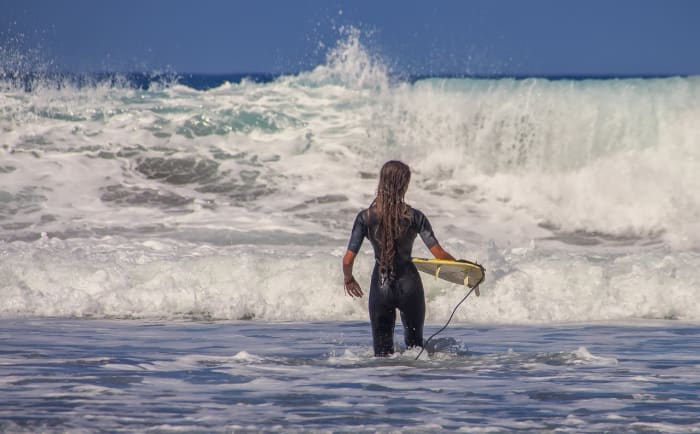 Flagler Beach women's surf festival features kick-off party, yoga and competitions - Vimarsana News