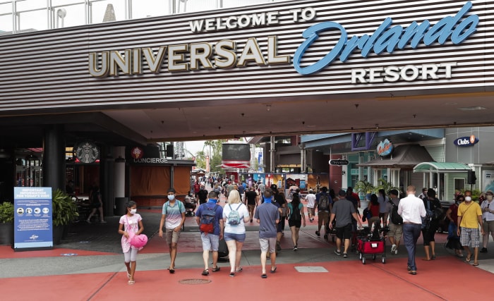 Universal Studios Hollywood CityWalk Opens COVID-19 Vaccination
