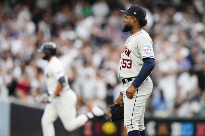 Guardians-Mets game postponed by rain, split doubleheader Sunday