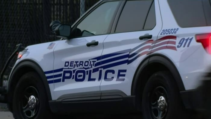 2 arrested after break-in suspect crashes Jeep into 2 Detroit police vehicles