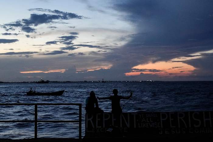 Photo: Click2houston Rescue Operations Underway After Ferry Capsizes