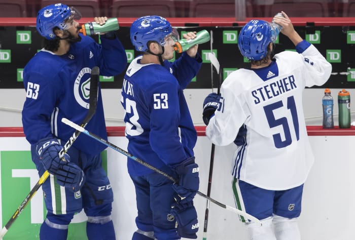 Canucks to reduce capacity to 50% starting Monday