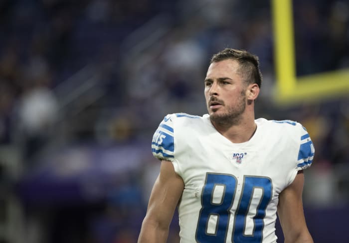 Texans sign WR Danny Amendola to 1 year contract, KPRC 2 confirms