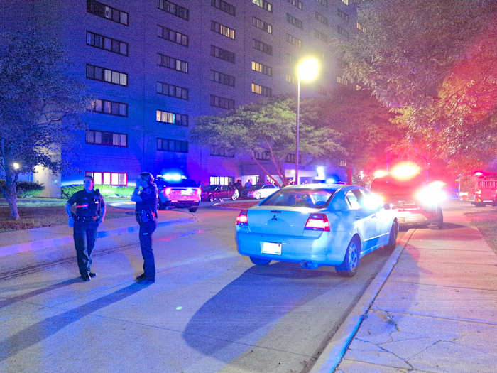Police investigating quadruple shooting at apartment complex on Detroit’s east side