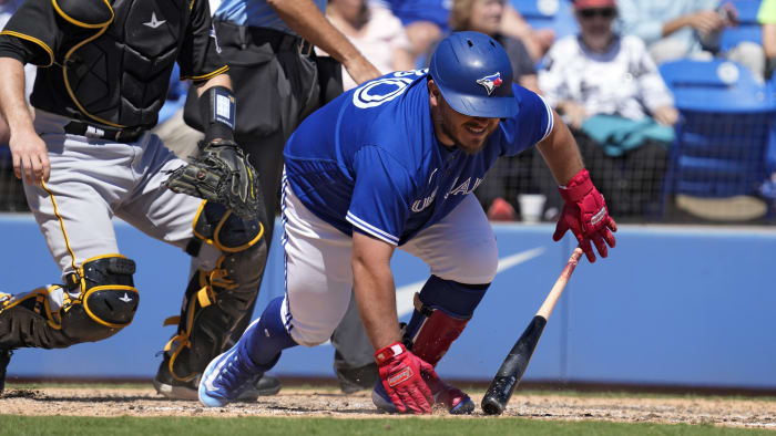 Donnie Baseball returns to Bronx wearing Dodger blue