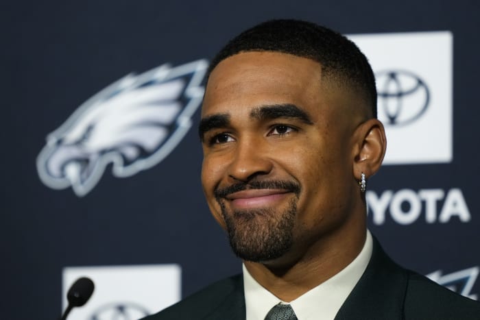 Jalen Hurts's three touchdowns power Eagles past Covid-ravaged Washington, NFL