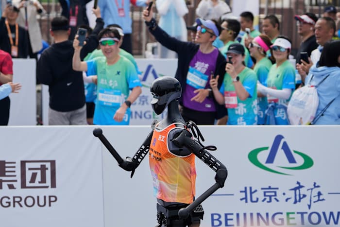No sweat: Humanoid robots run a Chinese half-marathon alongside flesh-and-blood competitors