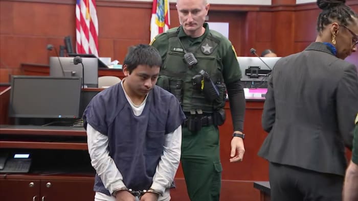 Attorneys for 18-year-old migrant accused in death of St. Johns County deputy seek to dismiss manslaughter charge - Vimarsana News