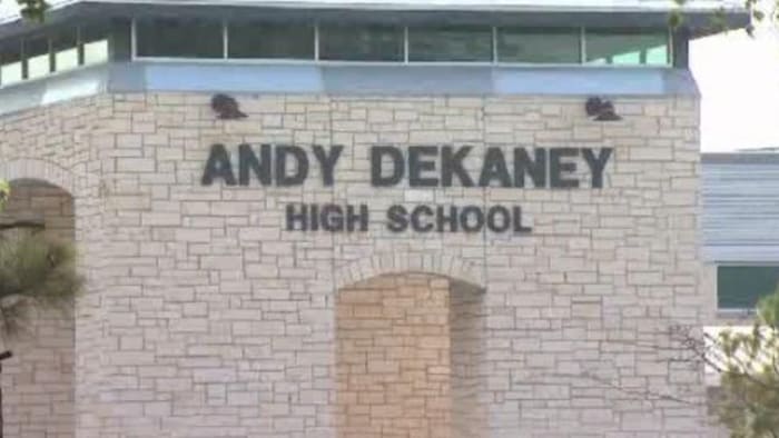 Spring ISD theater teacher arrested after her text messages reveal improper relationship with student - Vimarsana News