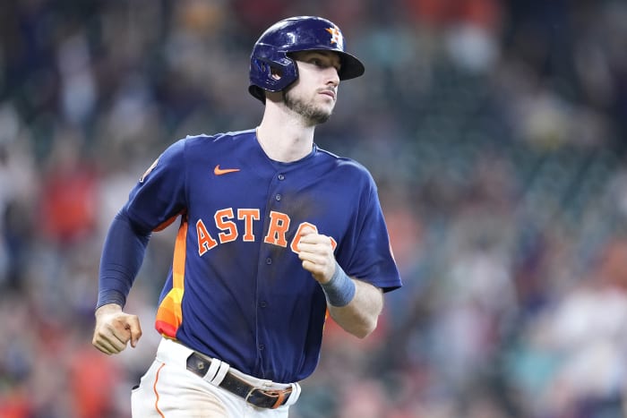 Tucker homers to back up a strong start by Verlander as the Astros