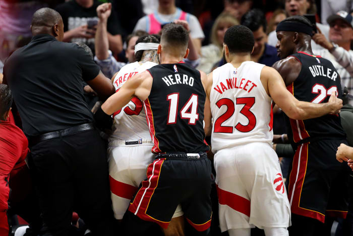 Raptors' Barnes wins NBA Rookie of the Year, edging Mobley