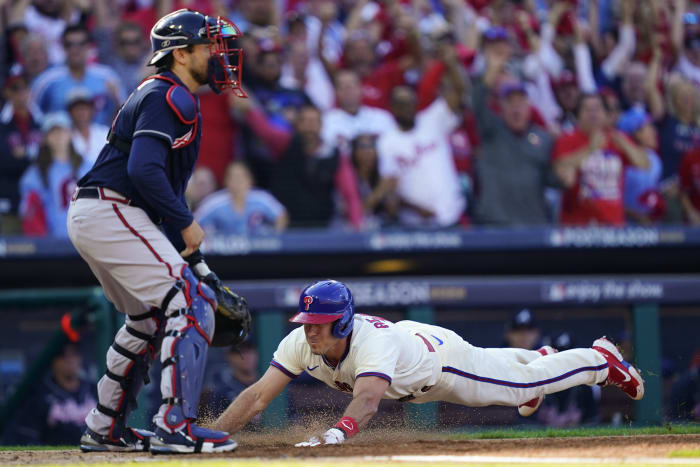 Braves pull off triple play not seen since 1884