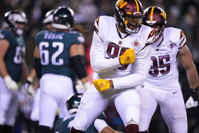 Washington beats the Eagles 20-14, captures NFC East title - WTOP News