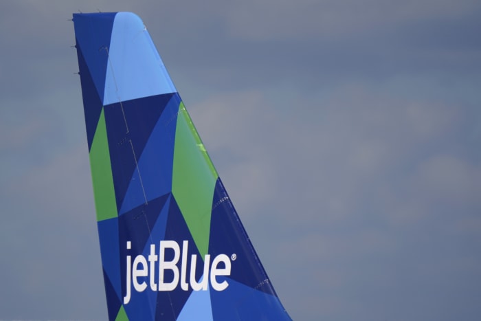 Man detained after exposing himself on JetBlue flight at Detroit Metro Airport, officials say